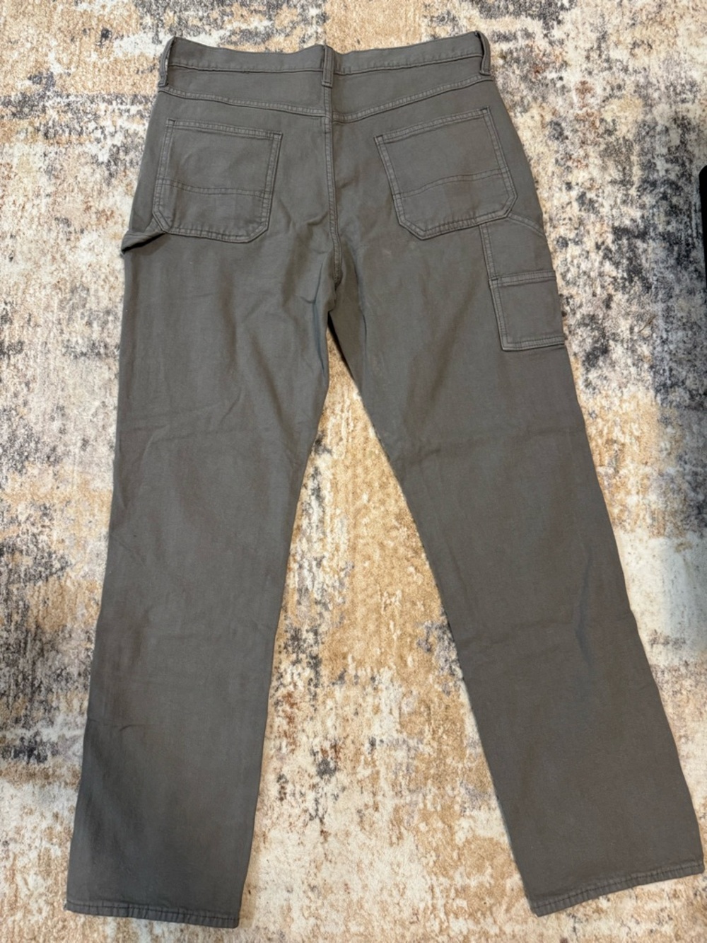 Old Navy Men's Olive Cargo Pants with Patch Pockets